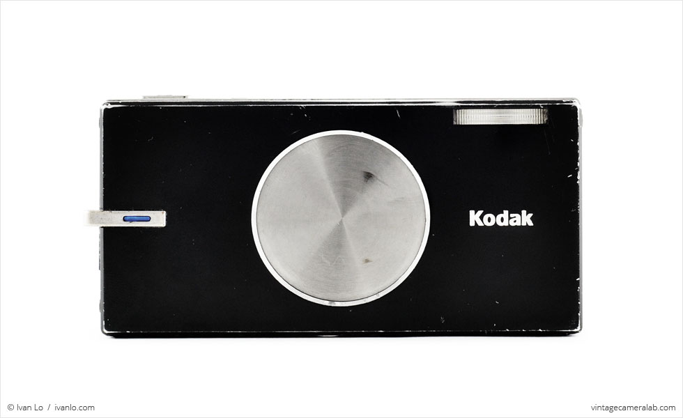 Kodak EasyShare V570 (front view)