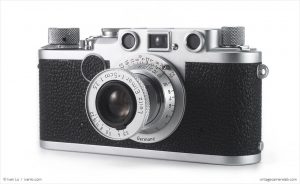 Leica IIf (three-quarter view, with Leitz Elmar 50mm f/3.5 extended)