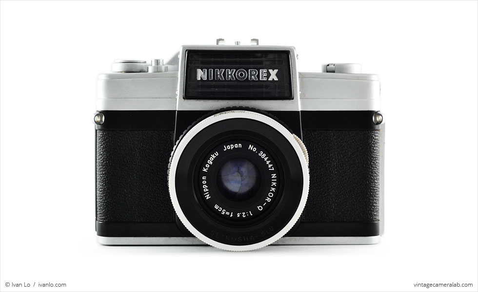 Nikon Nikkorex 35 II (front view)