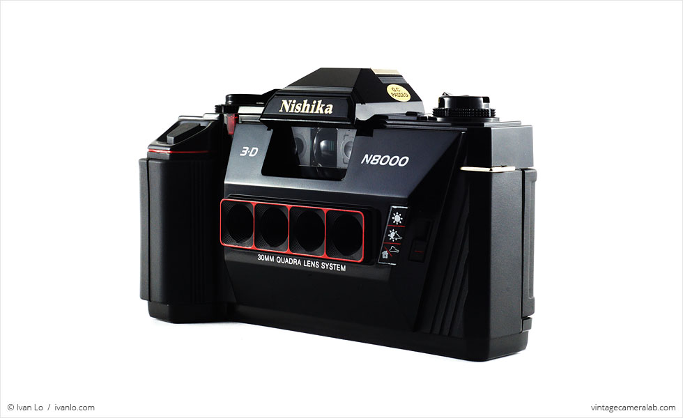 Nishika 3D N8000 (three-quarter view)