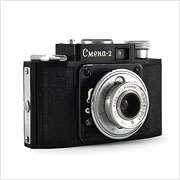 Read about the GOMZ Smena-2 camera on Vintage Camera Lab