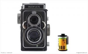 Zeiss Ikon Ikoflex IIa (with 35mm cassette for scale)